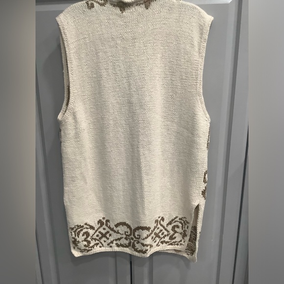 Express Tricot British Crown Woman’s Sweater Vest Ivory Beige Sz Large - Picture 2 of 13
